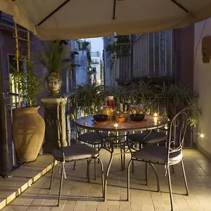 Casa Latina Couette-café